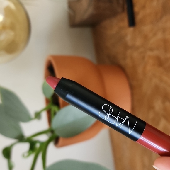 Nars eyeliner and lip pencil samples - Picture 6 of 6